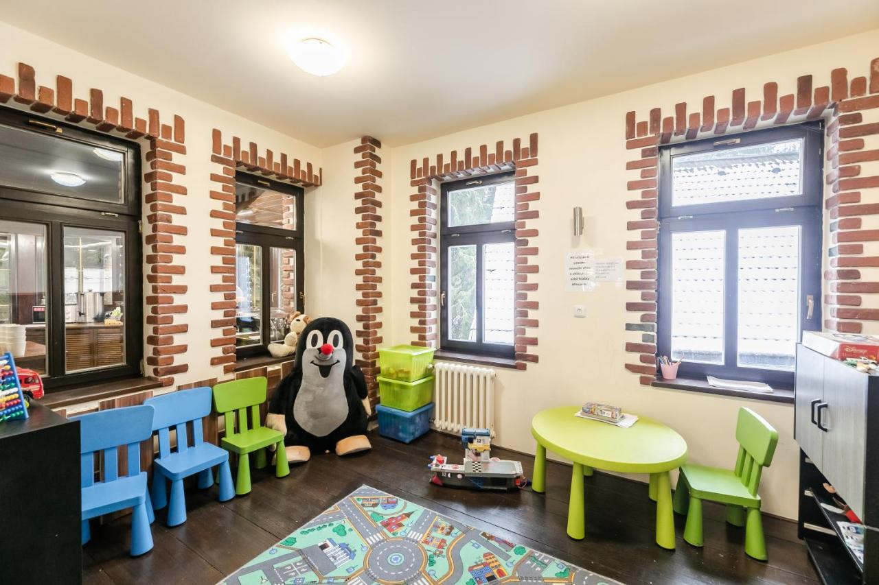 Hotel Perla Jizery Josefŭv Dŭl Exteriör bild