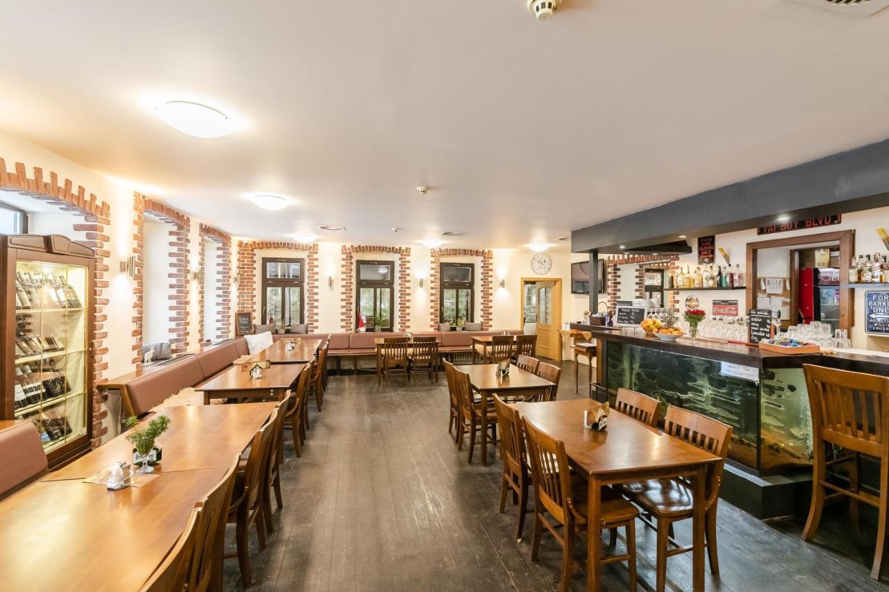 Hotel Perla Jizery Josefŭv Dŭl Exteriör bild